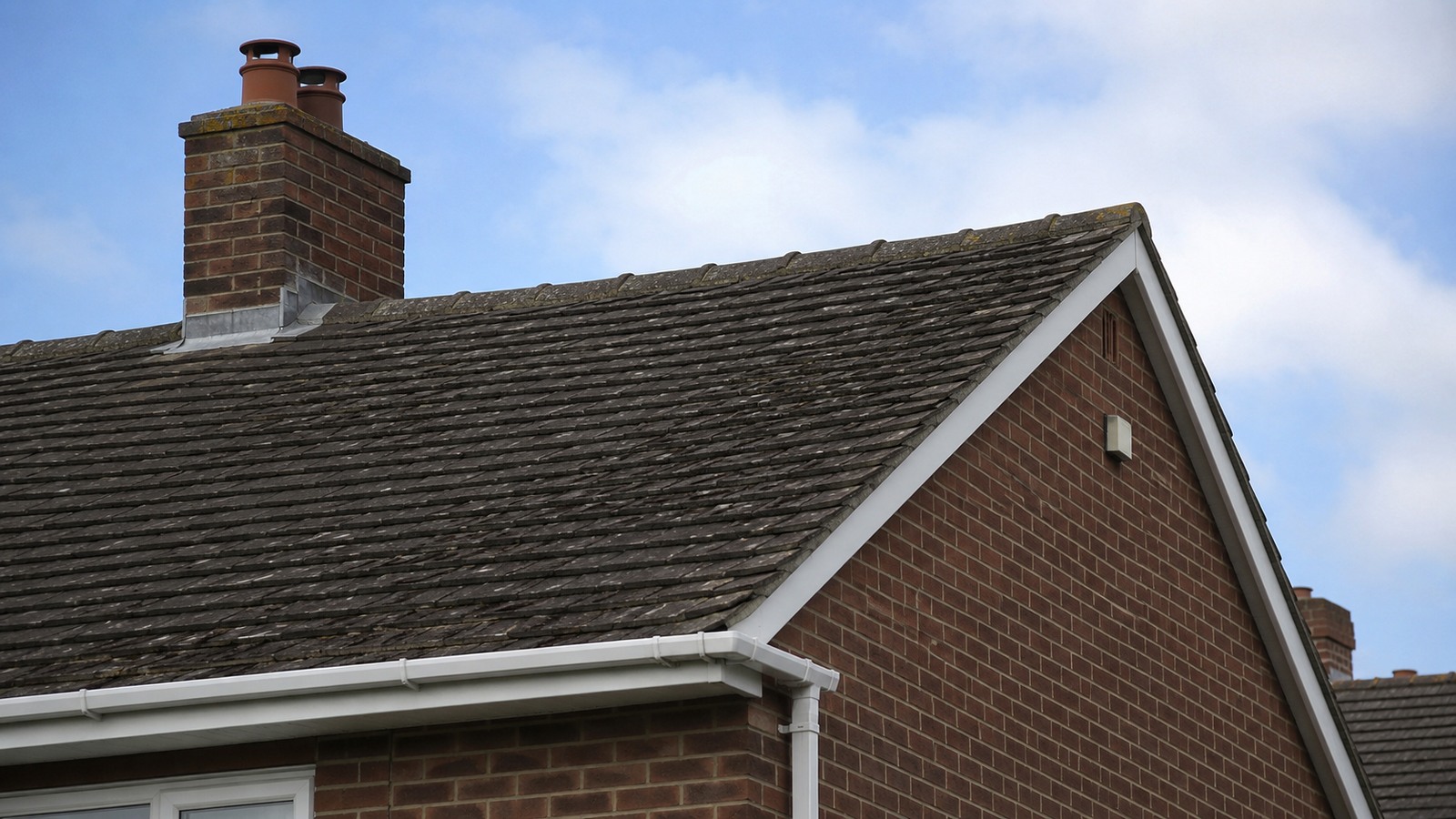 Roofing detail relevant to stockport roof fault finder